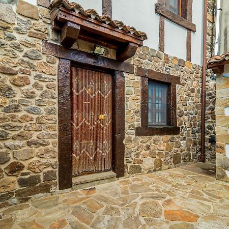 Amplia casa rural de piedra en Potes Exterior foto
